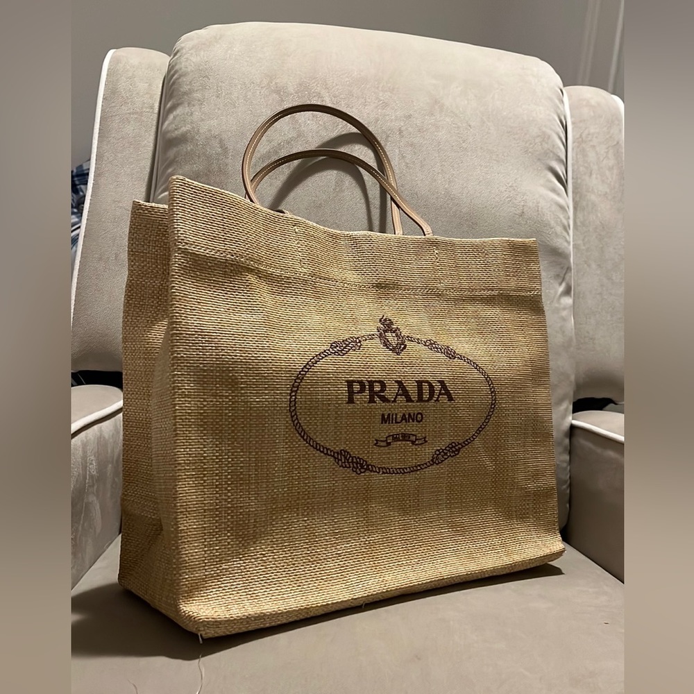 Prada raffia tote medium